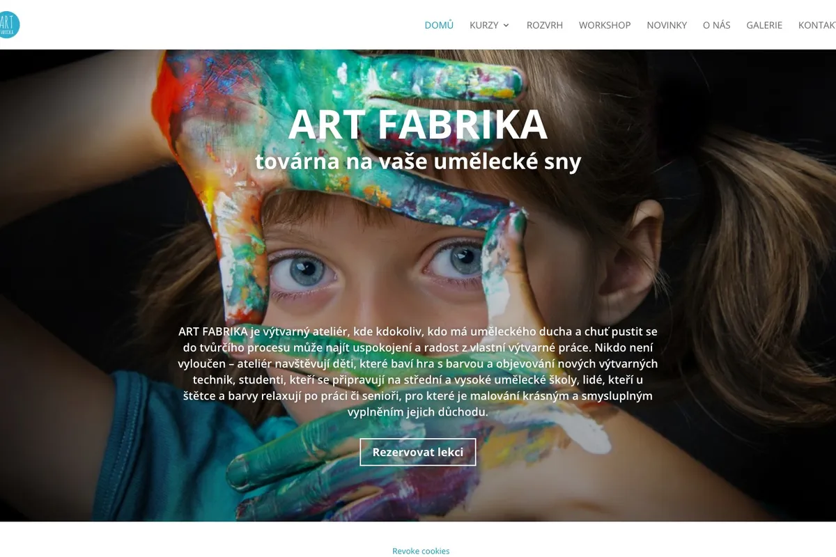 Art Fabrika homepage showcasing courses